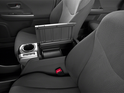 2014 Toyota Prius v Two