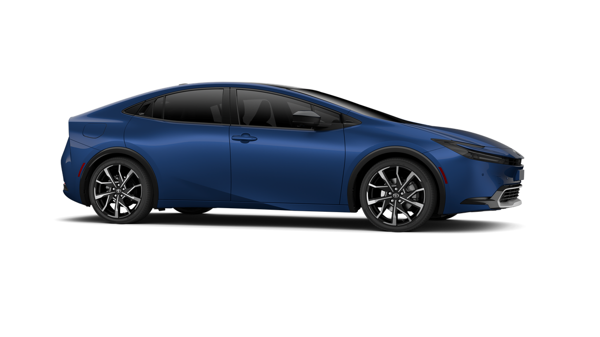 2027 Toyota Prius Plug-In Hybrid XSE Premium