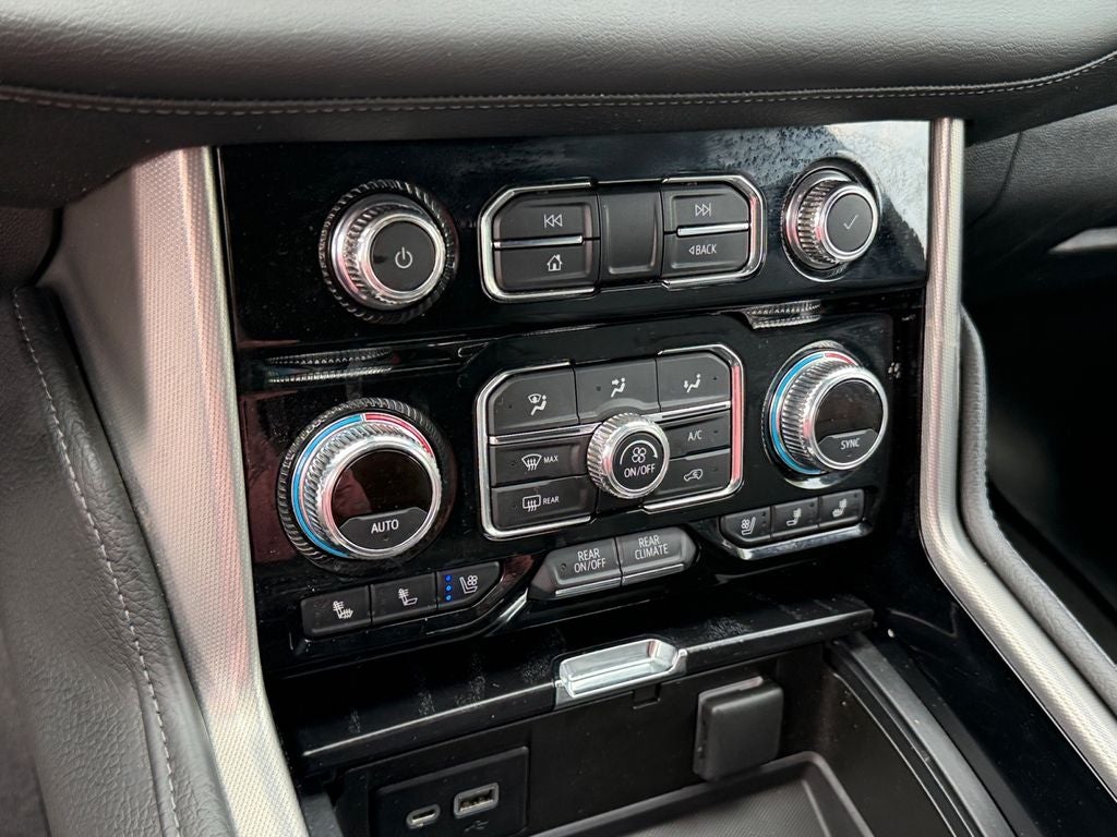 2022 GMC Yukon XL Denali