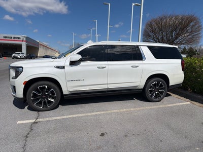 2022 GMC Yukon XL Denali