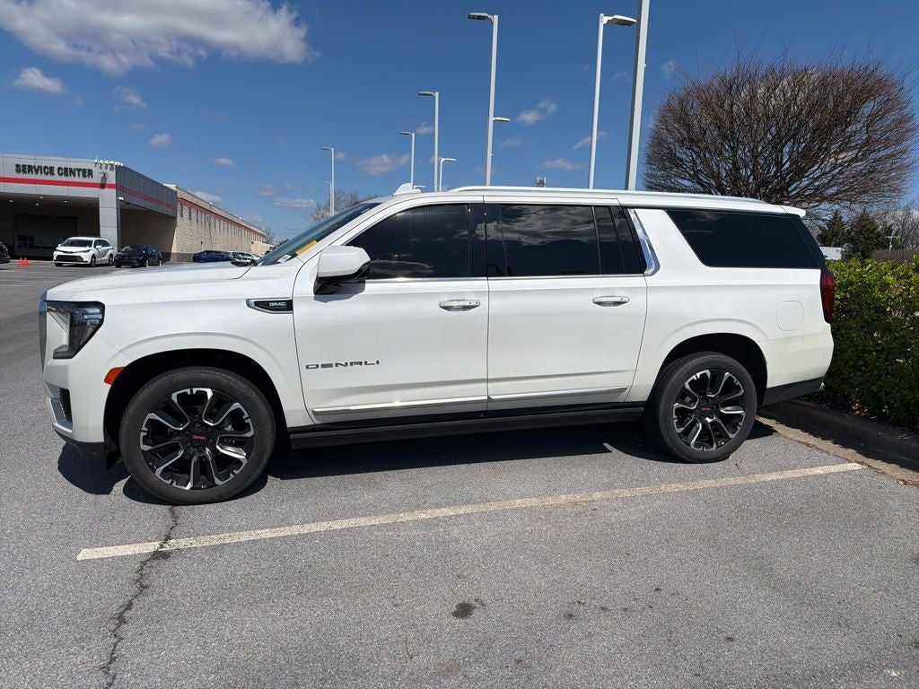 2022 GMC Yukon XL Denali