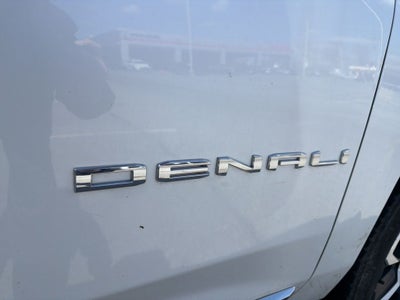 2022 GMC Yukon XL Denali