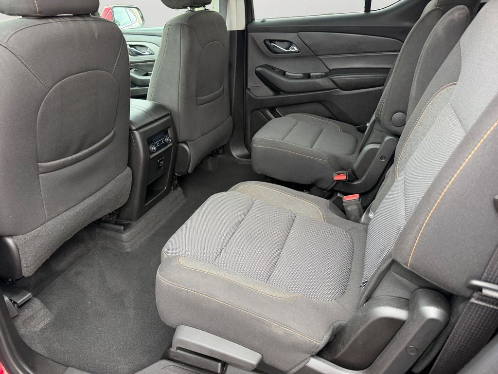 2018 Chevrolet Traverse LT Cloth w/1LT