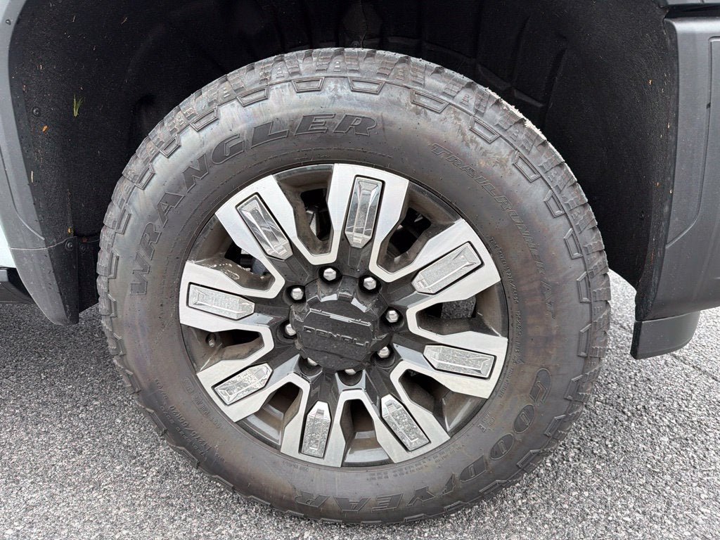 2026 GMC Sierra 2500HD Denali