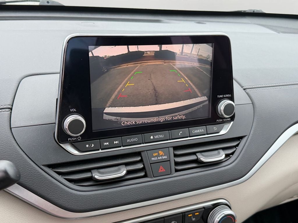 2021 Nissan Altima 2.5 SV