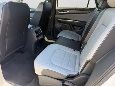 2024 Volkswagen Atlas Cross Sport 2.0T SEL R-Line
