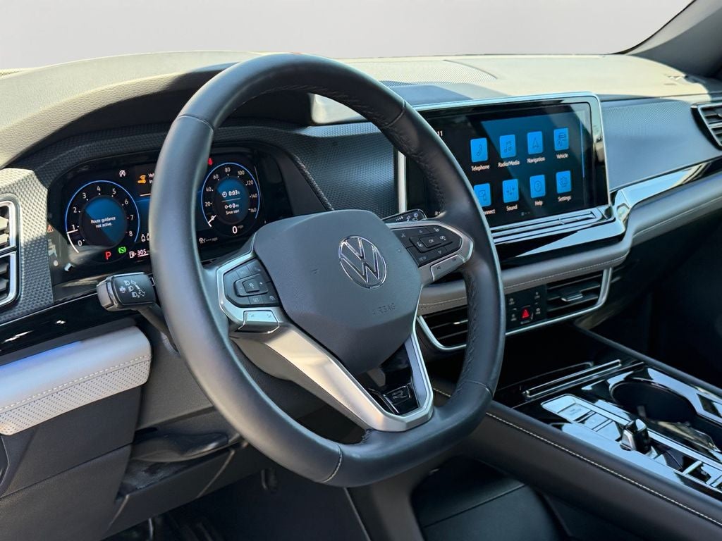 2024 Volkswagen Atlas Cross Sport 2.0T SEL R-Line