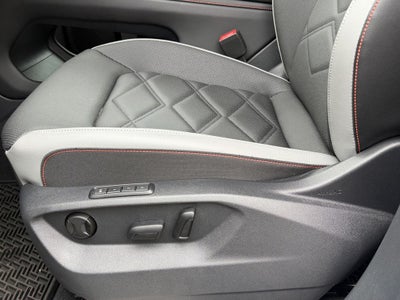 2024 Volkswagen Atlas 2.0T Peak Edition SEL