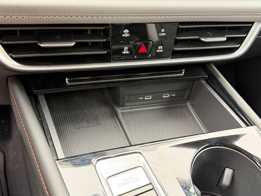 2024 Volkswagen Atlas 2.0T Peak Edition SEL