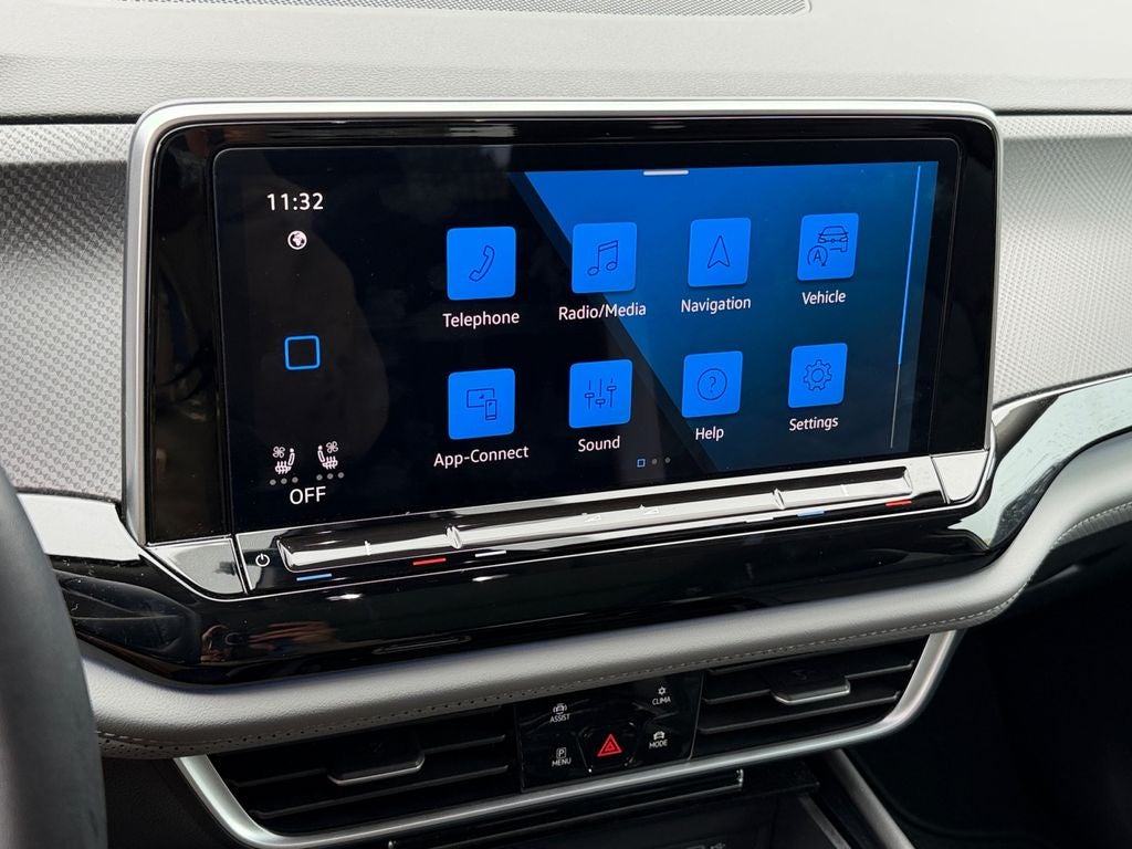 2024 Volkswagen Atlas 2.0T Peak Edition SEL