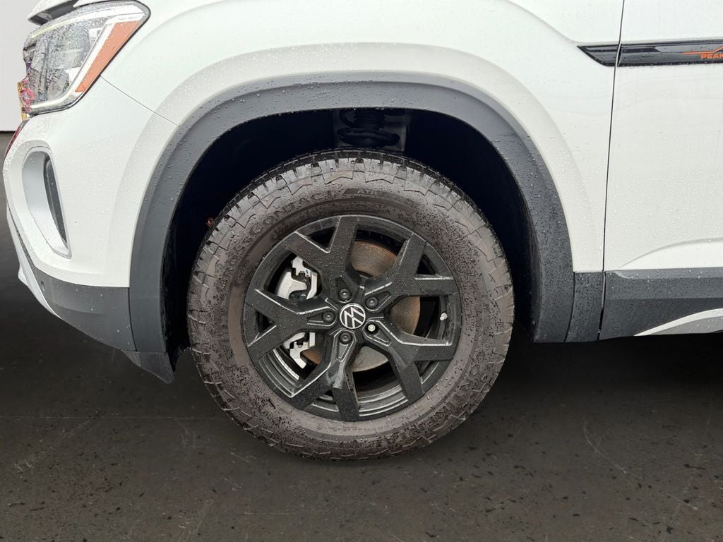 2024 Volkswagen Atlas 2.0T Peak Edition SEL