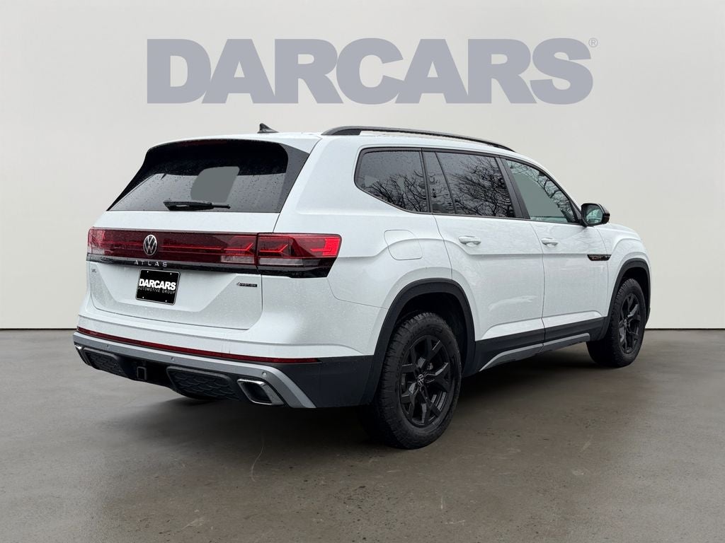 2024 Volkswagen Atlas 2.0T Peak Edition SEL