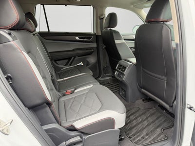 2024 Volkswagen Atlas 2.0T Peak Edition SEL