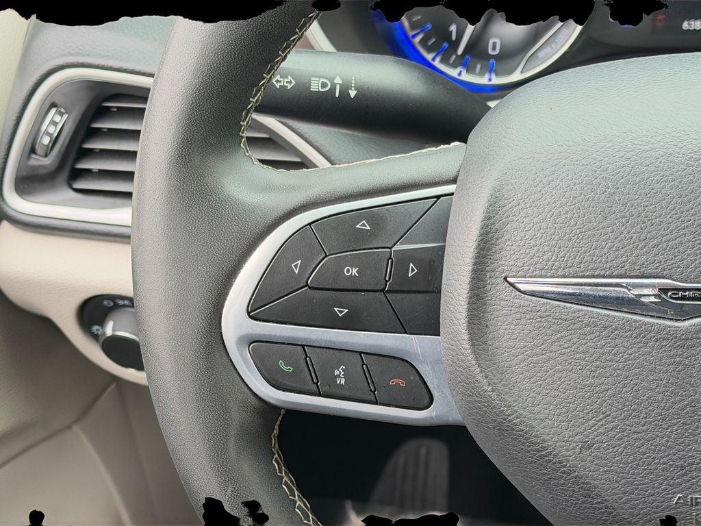 2023 Chrysler Voyager LX
