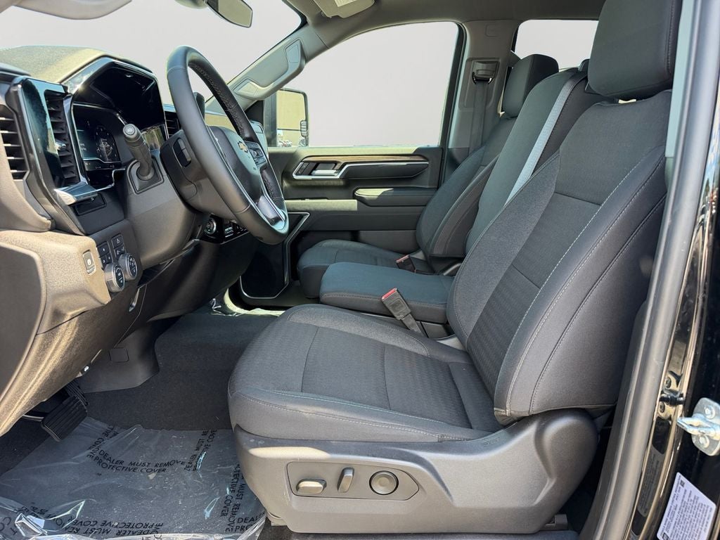 2025 Chevrolet Silverado 2500HD LT