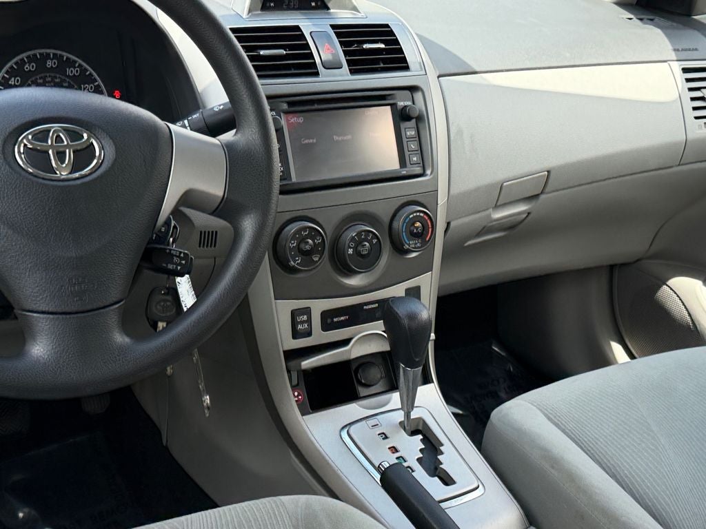 2013 Toyota Corolla LE