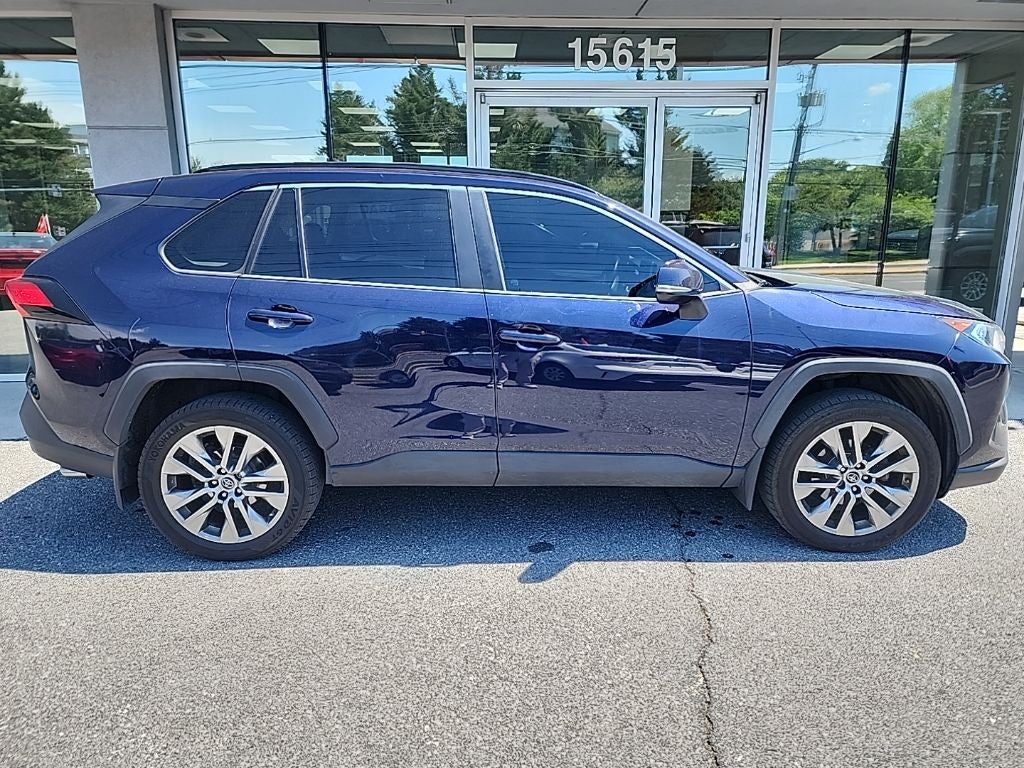 2019 Toyota RAV4 XLE Premium