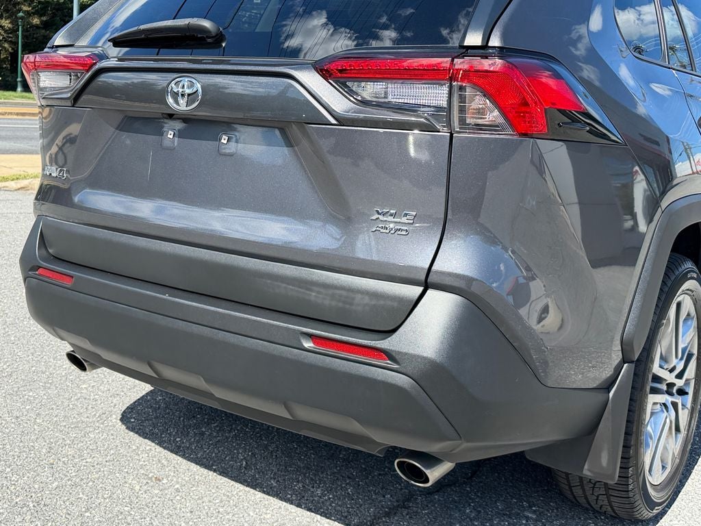2020 Toyota RAV4 XLE Premium