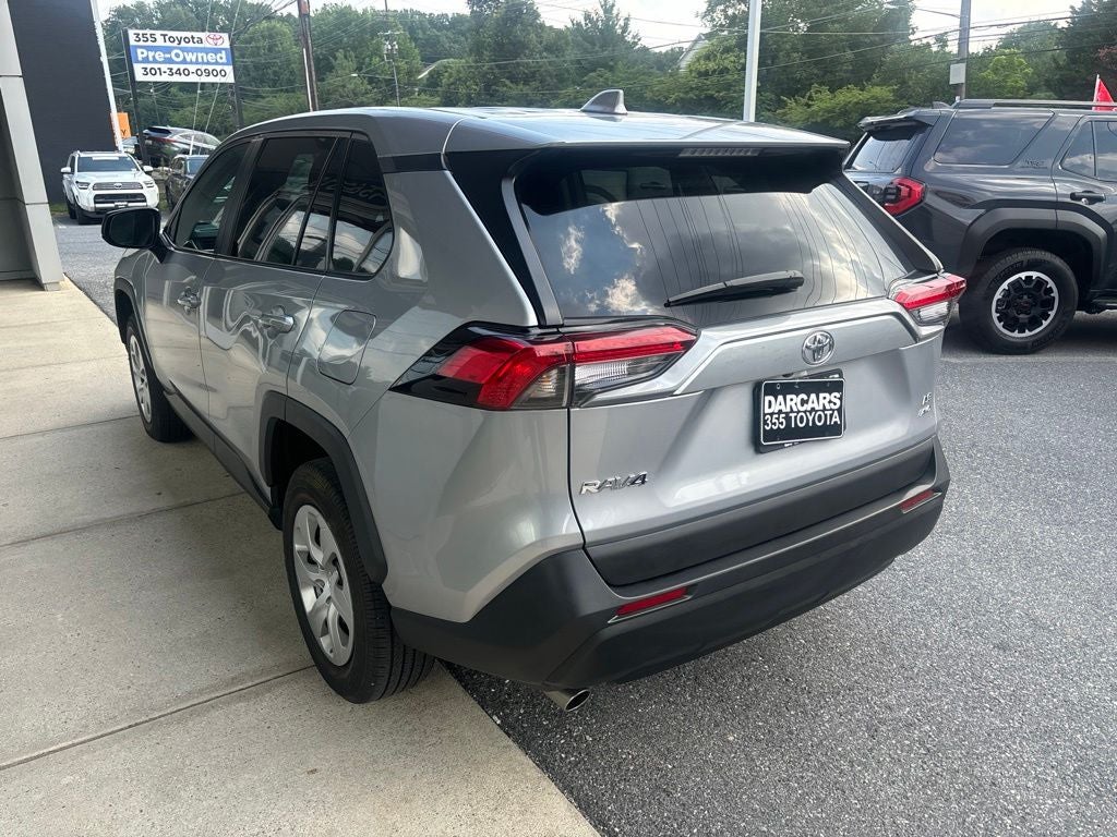 2024 Toyota RAV4 LE