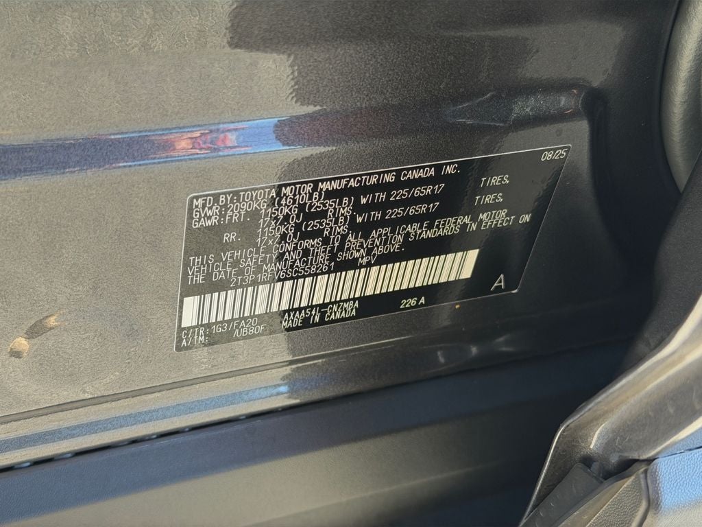 2025 Toyota RAV4 XLE