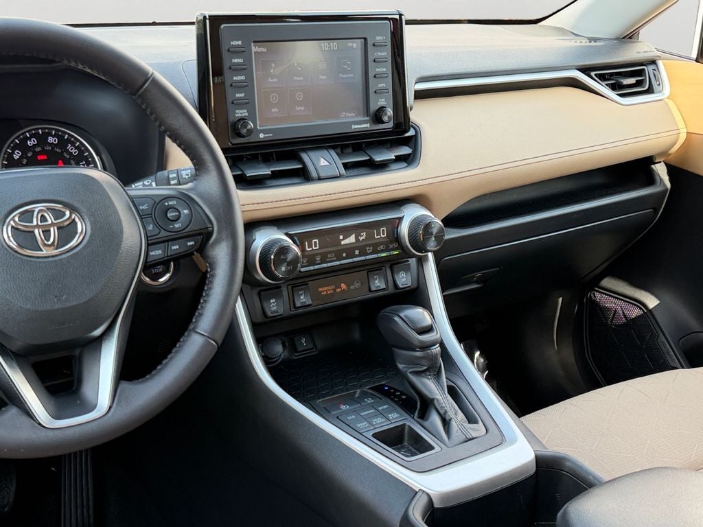 2022 Toyota RAV4 XLE