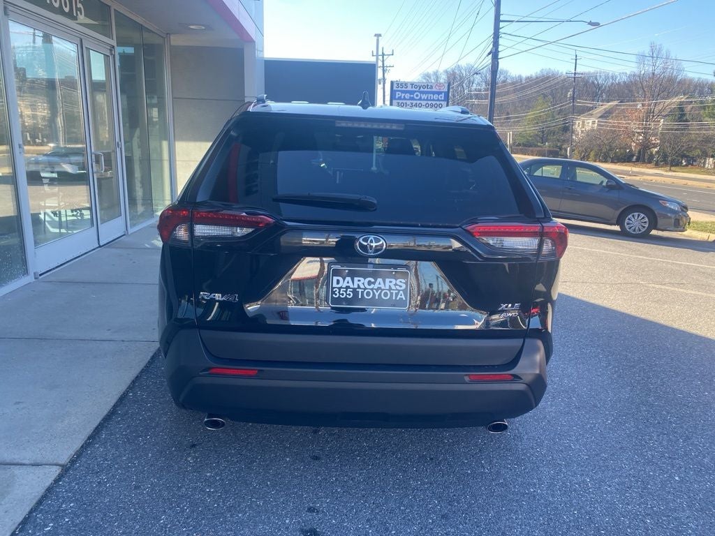 2023 Toyota RAV4 XLE