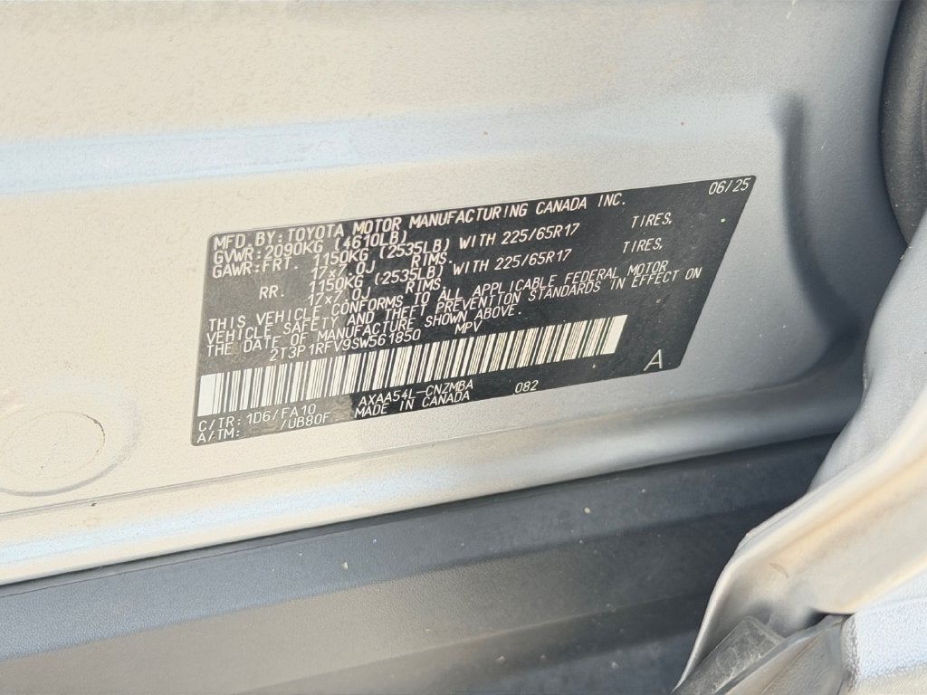 2025 Toyota RAV4 XLE