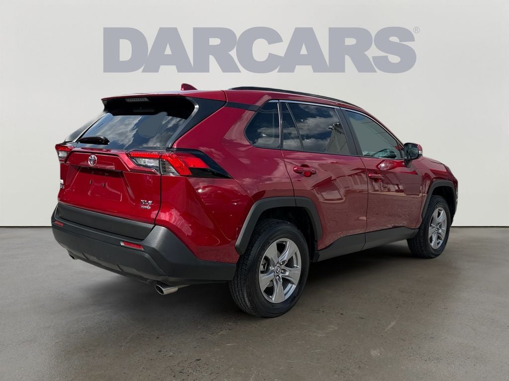 2025 Toyota RAV4 XLE