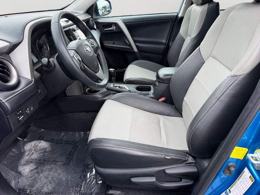 2017 Toyota RAV4 XLE