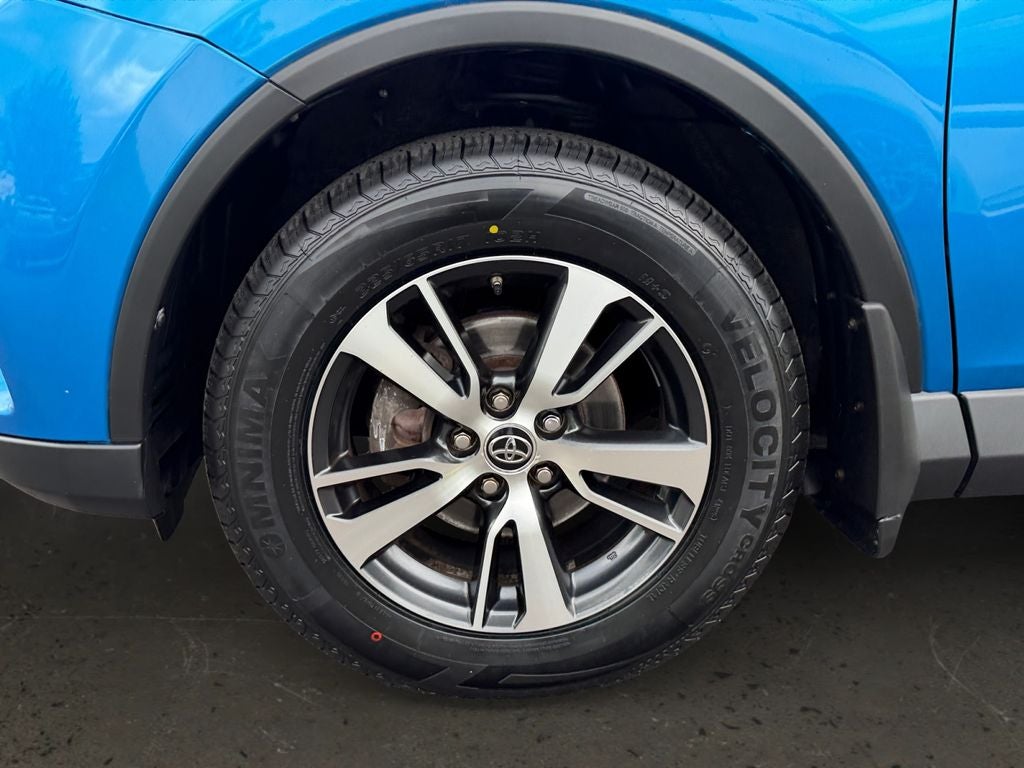 2017 Toyota RAV4 XLE