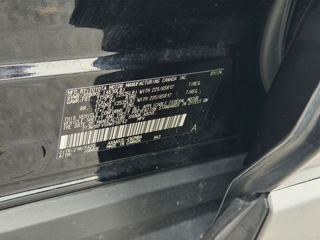 2024 Toyota RAV4 XLE