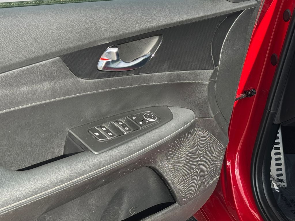 2024 Kia Forte GT-Line w/Sunroof