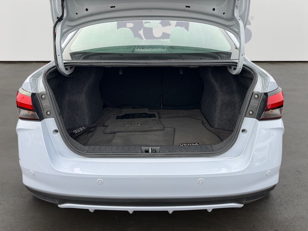 2024 Nissan Versa 1.6 SV