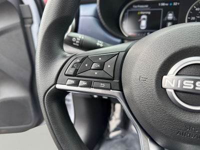 2024 Nissan Versa 1.6 SV