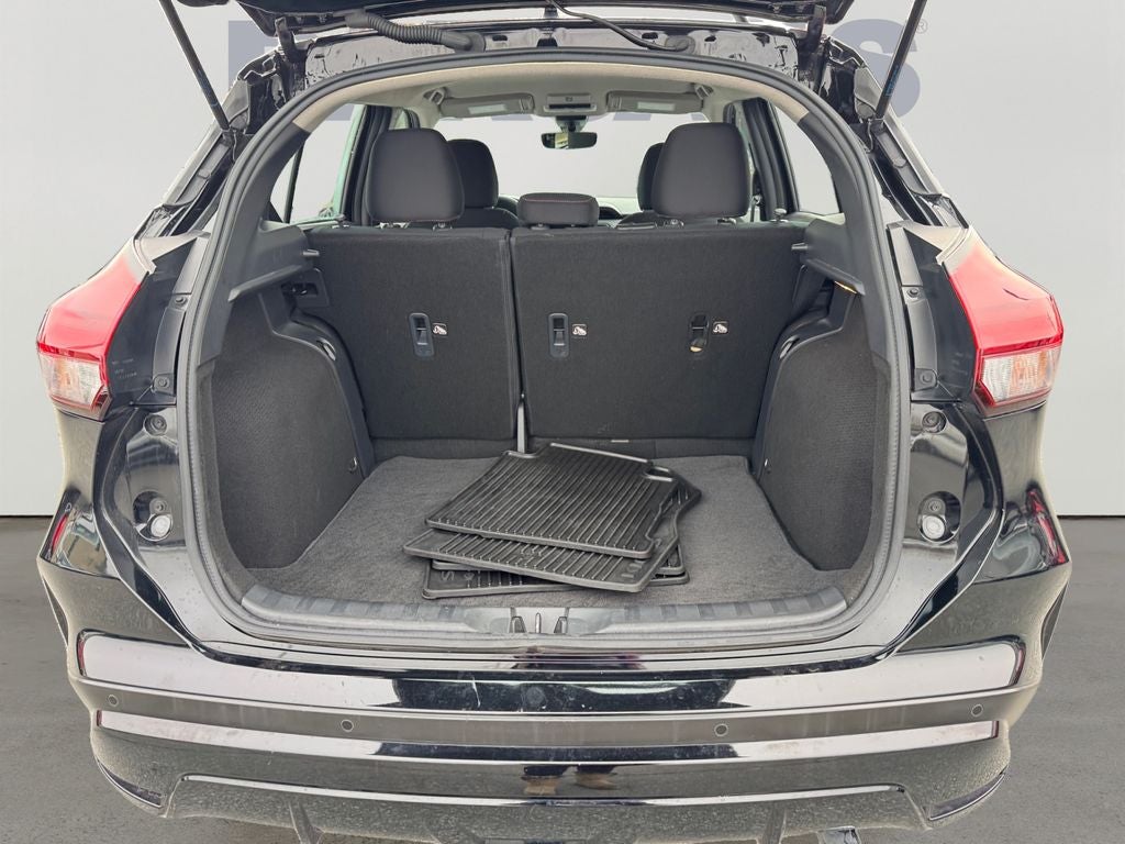 2024 Nissan Kicks SR Lowest Miles