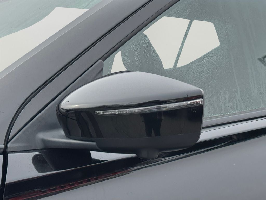 2024 Nissan Kicks SR Lowest Miles