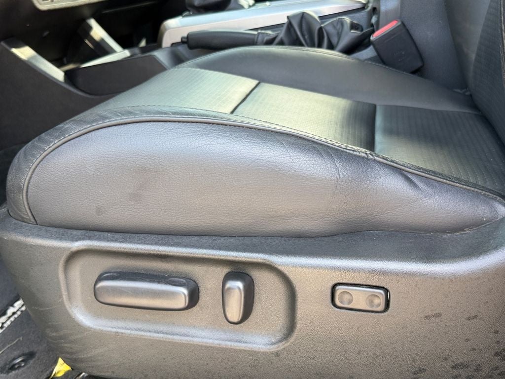 2023 Toyota Tacoma Limited V6