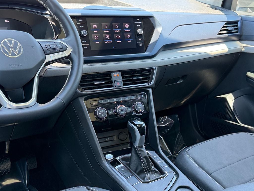 2024 Volkswagen Taos 1.5T SE