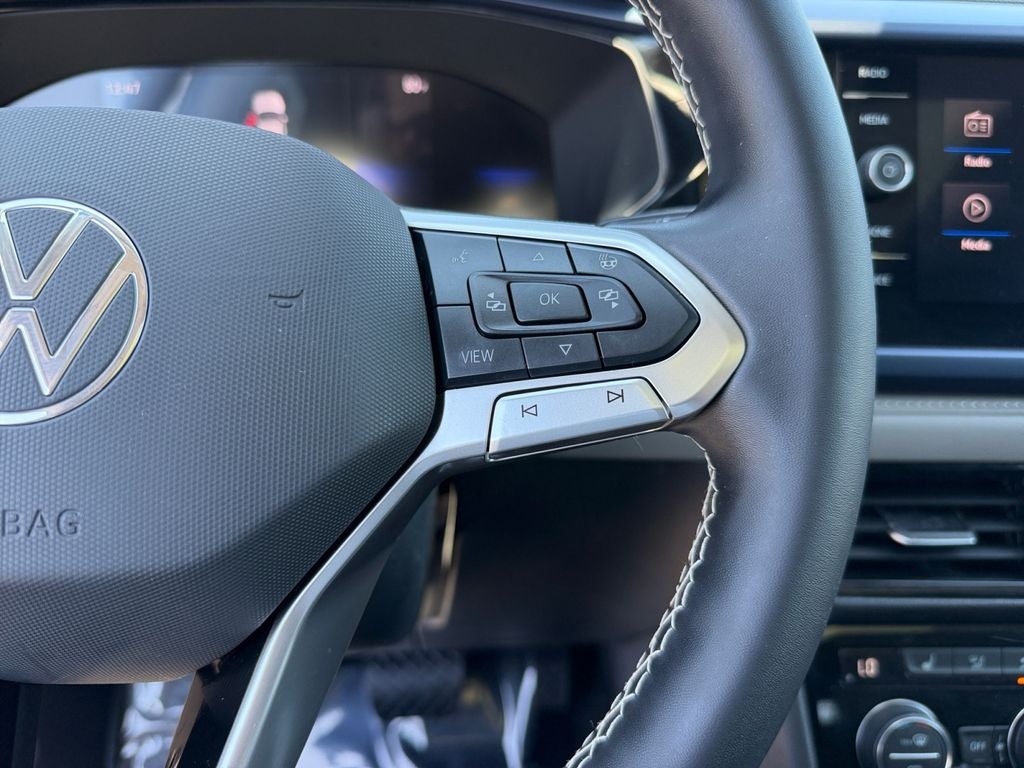 2024 Volkswagen Taos 1.5T SE