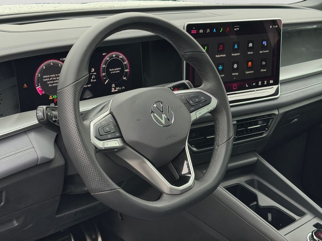 2025 Volkswagen Tiguan 2.0T SE R-Line Black