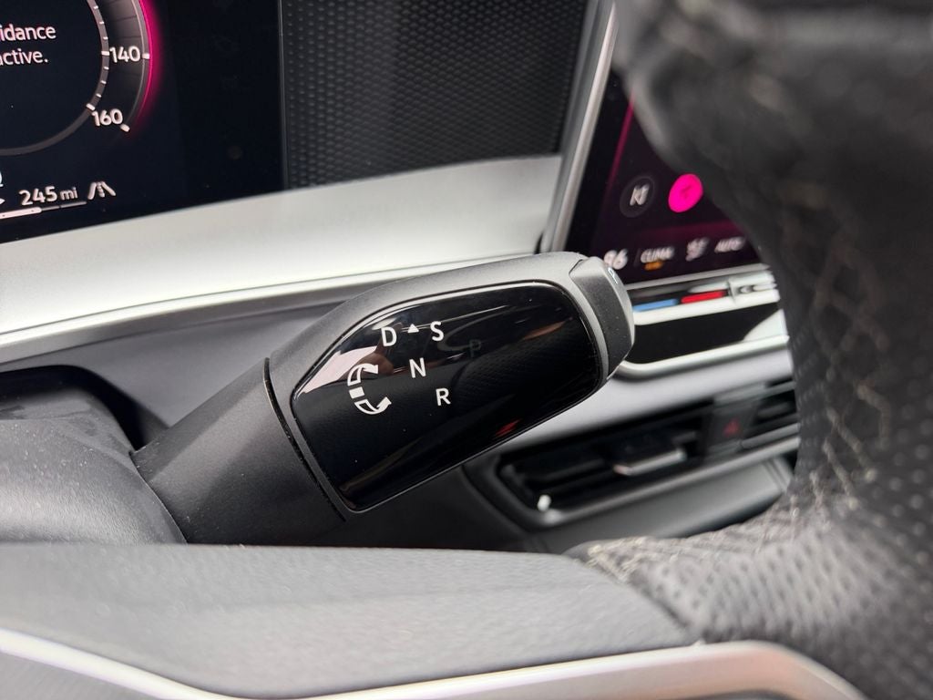 2025 Volkswagen Tiguan 2.0T SE R-Line Black