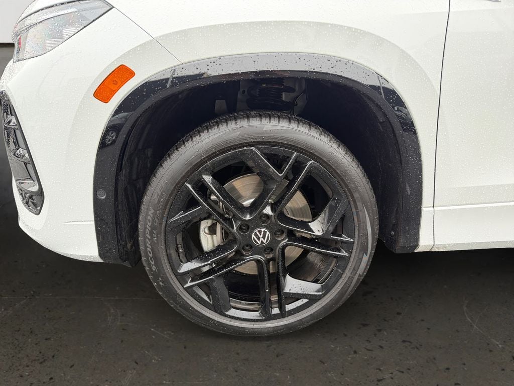 2025 Volkswagen Tiguan 2.0T SE R-Line Black