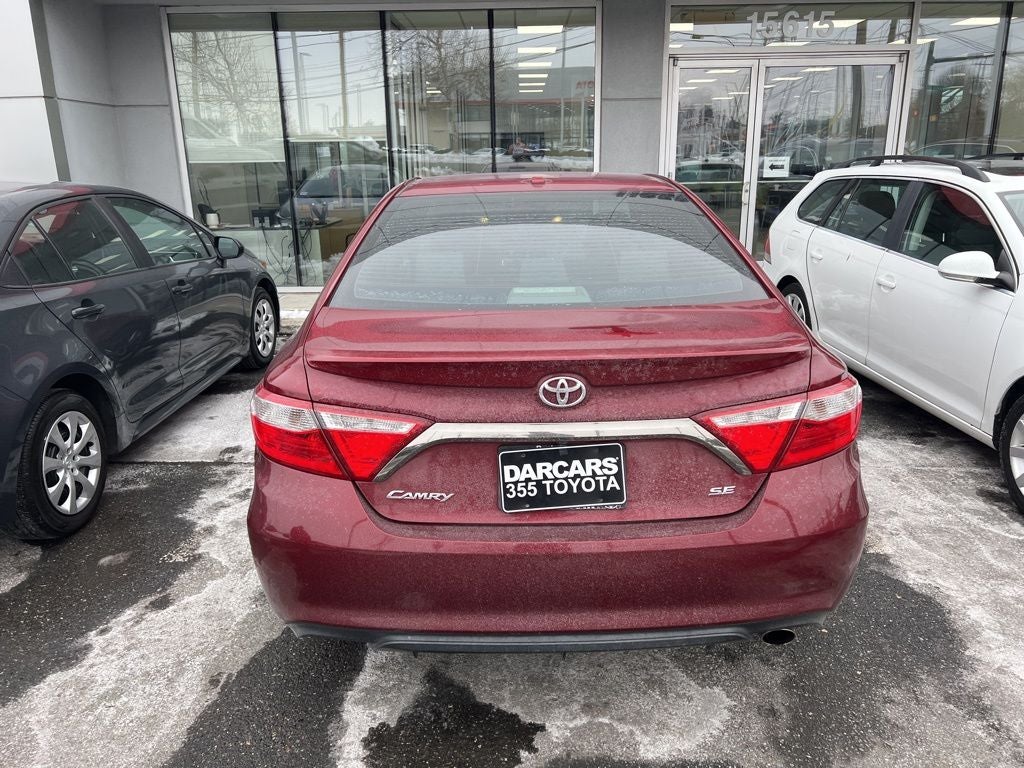 2016 Toyota Camry SE