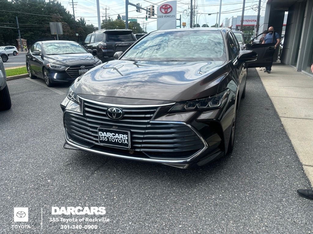 2019 Toyota Avalon XLE