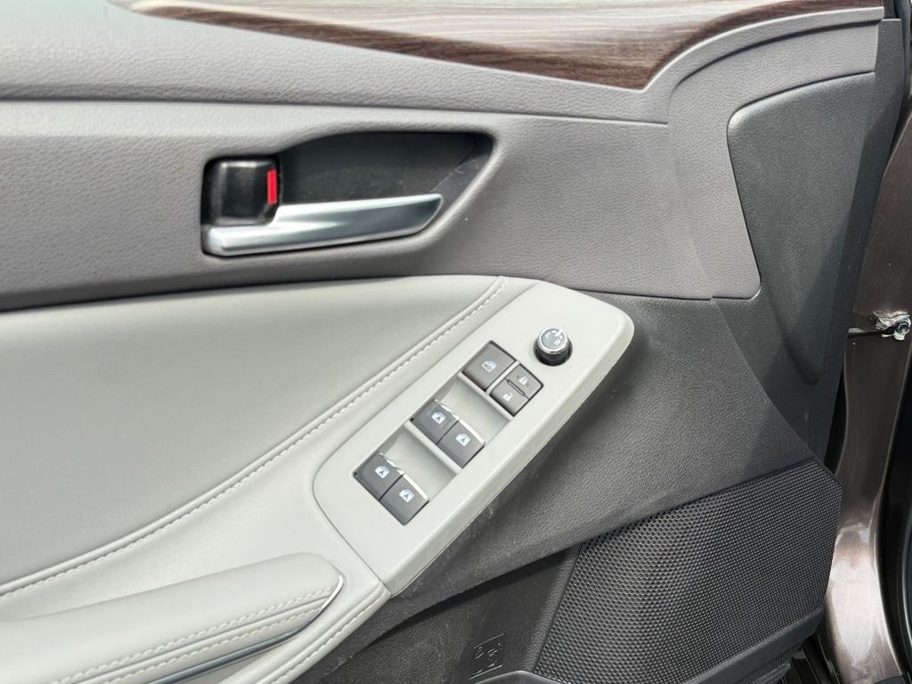 2019 Toyota Avalon XLE