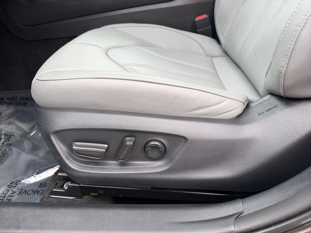 2019 Toyota Avalon XLE
