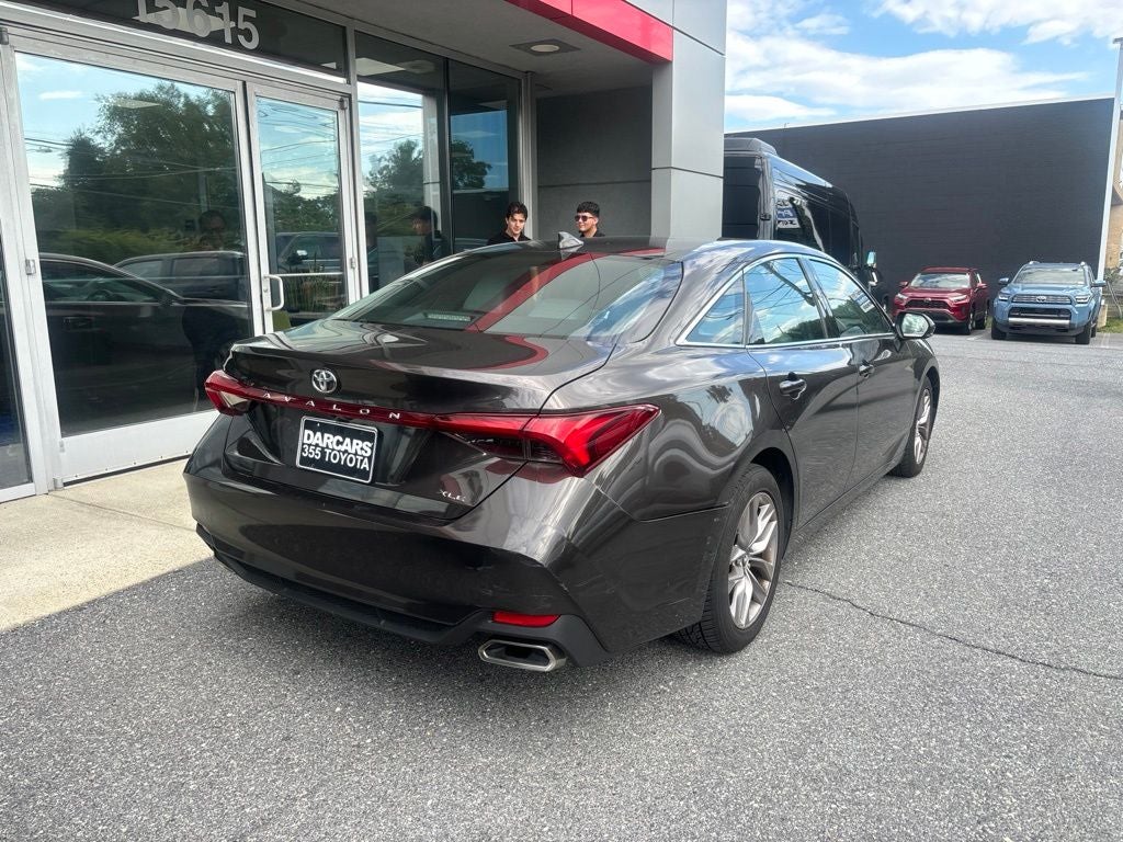 2019 Toyota Avalon XLE