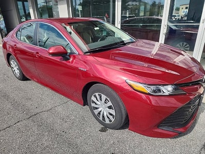 2020 Toyota Camry Hybrid LE