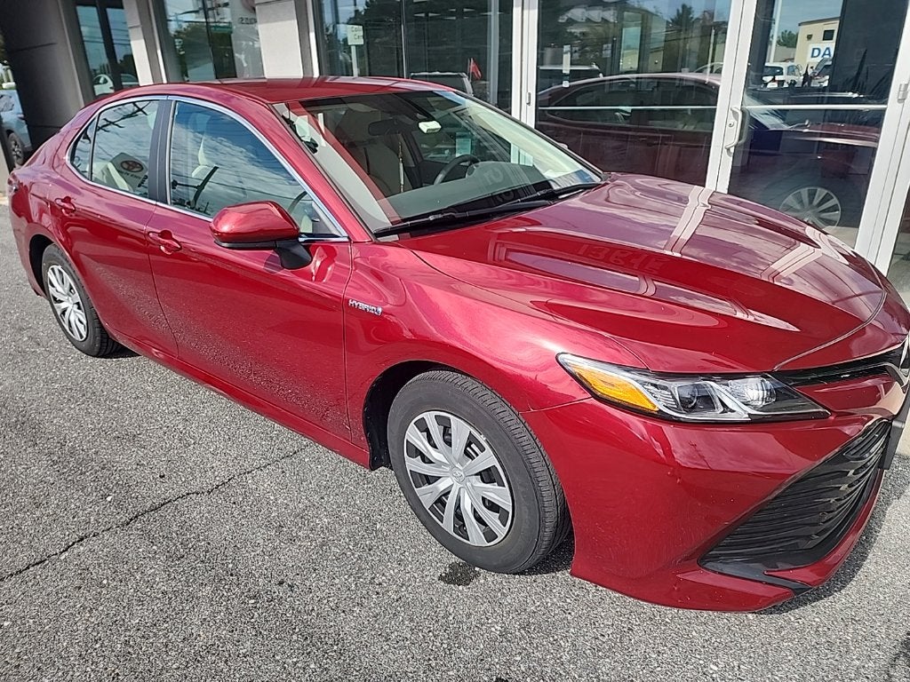 2020 Toyota Camry Hybrid LE