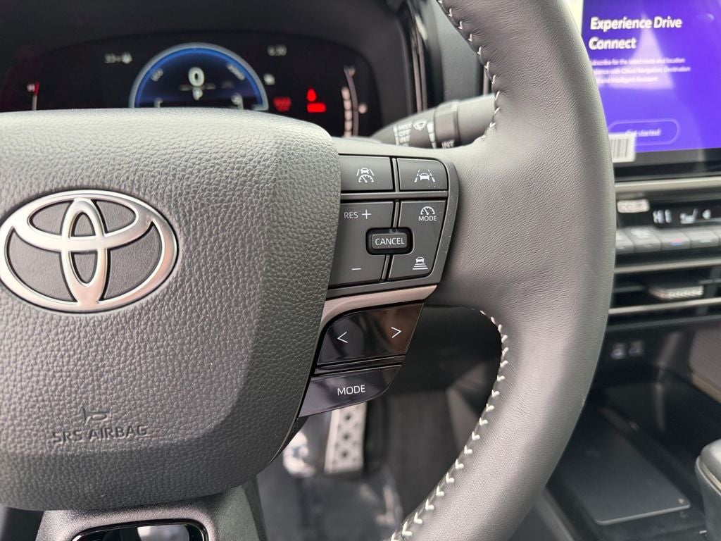 2025 Toyota Camry SE Low Miles